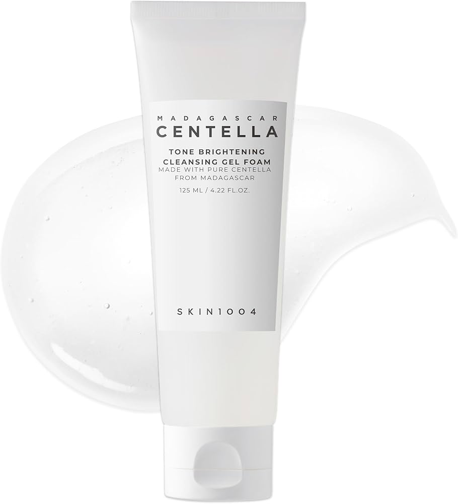SKIN 1004 Tone Brigthening Cleansing Foam