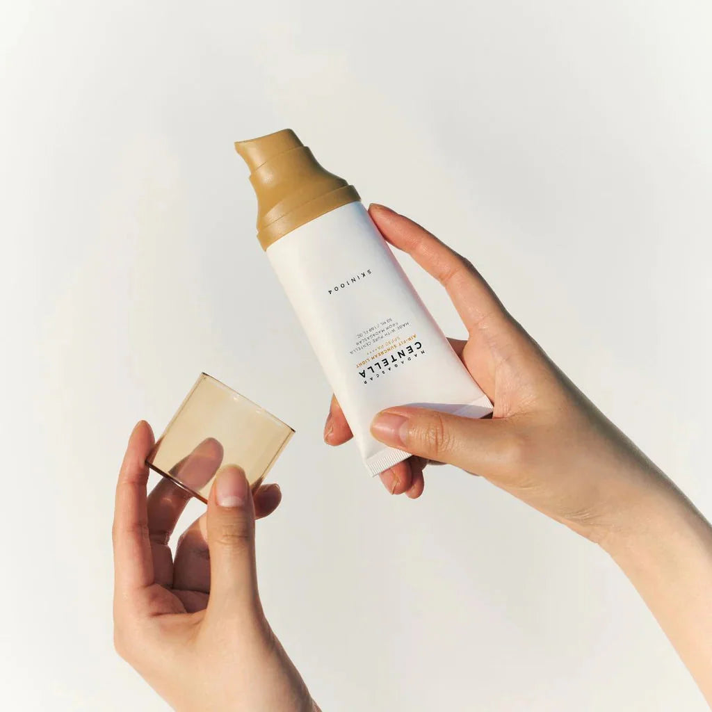 SKIN1004 Madagascar Centella Air-Fit Suncream Light