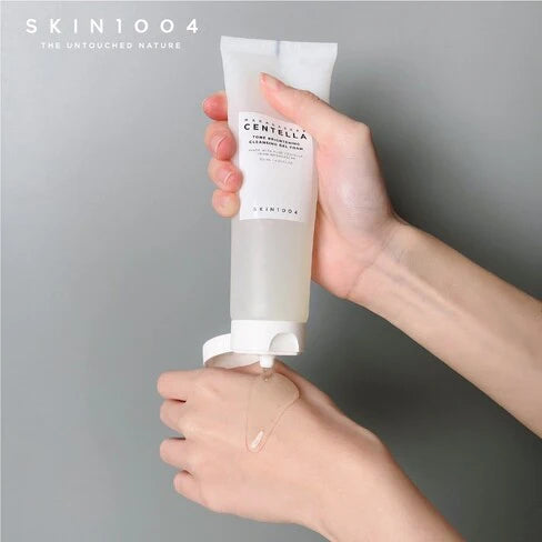 SKIN 1004 Tone Brigthening Cleansing Foam